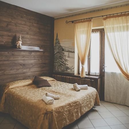 Hotel Residence Giardini Piode Екстериор снимка