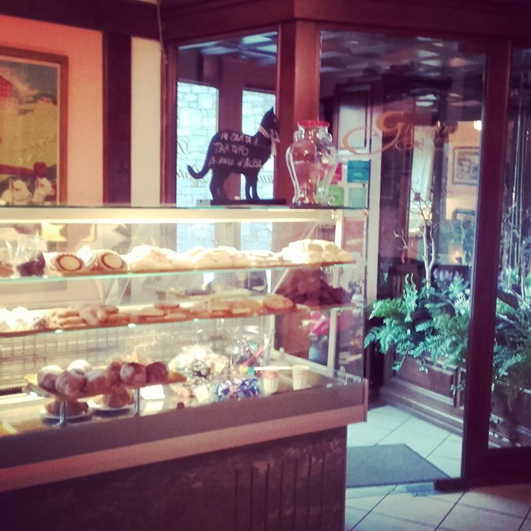 Hotel Residence Giardini Piode Екстериор снимка