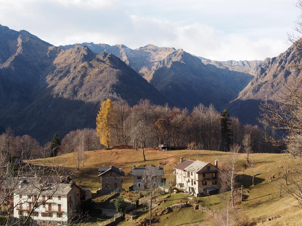 Hotel Residence Giardini Piode Екстериор снимка