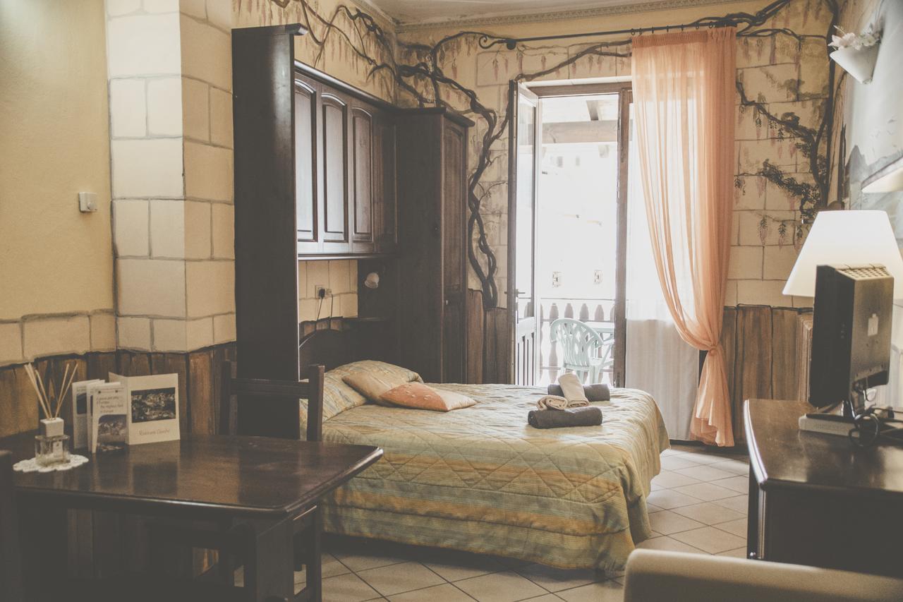 Hotel Residence Giardini Piode Екстериор снимка
