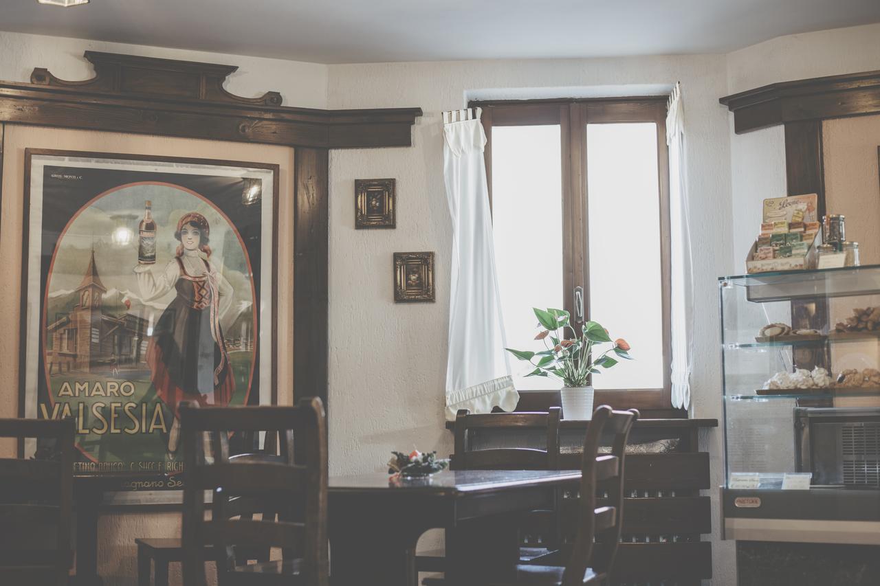 Hotel Residence Giardini Piode Екстериор снимка